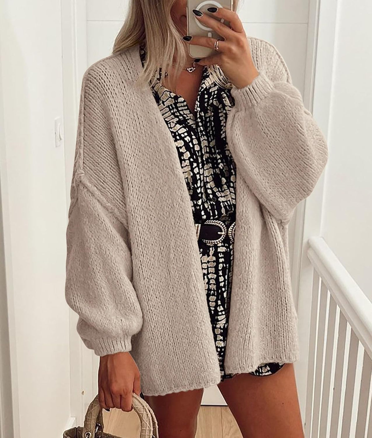 Chic and Cozy Womens Open Front Oversized Cardigan Sweater for Effortless Style